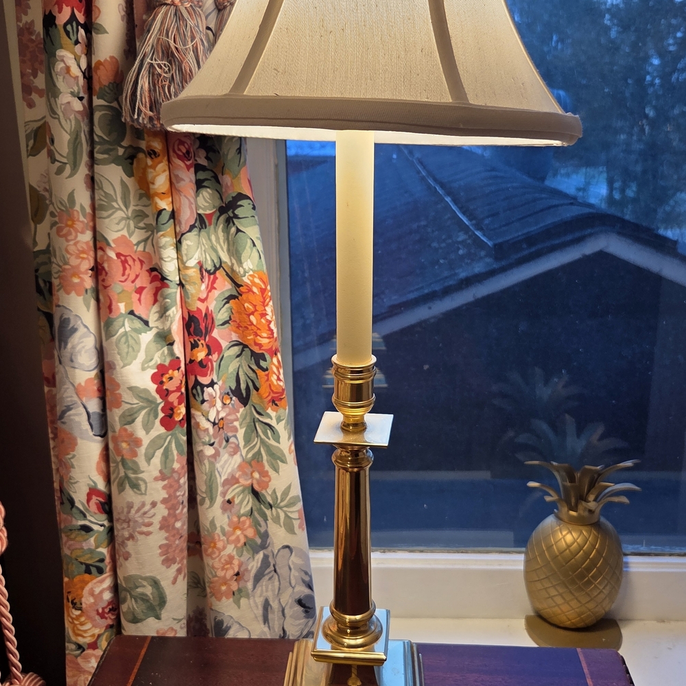 Ralph Lauren "Allison" Floral Duvet and Curtains in Pink, Blue, Yellow - Picture 5 of 7